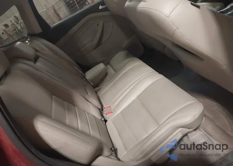 2014 Ford Escape Titanium z USA, uszkodzony, nr VIN 1FMCU9J97EUE55734